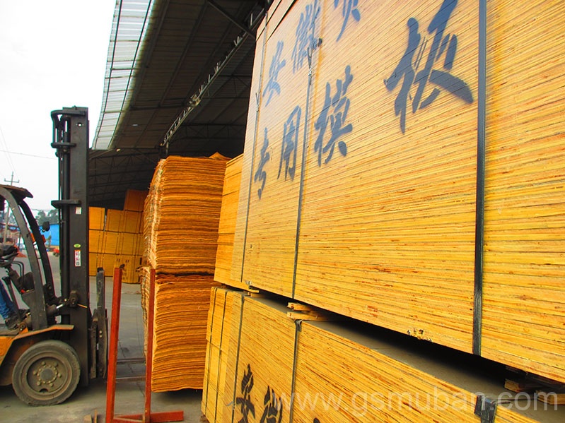 在高層建筑中,建筑模板和建筑木方搭配技巧 在高層建筑中,建筑模板和建筑木方搭配技巧